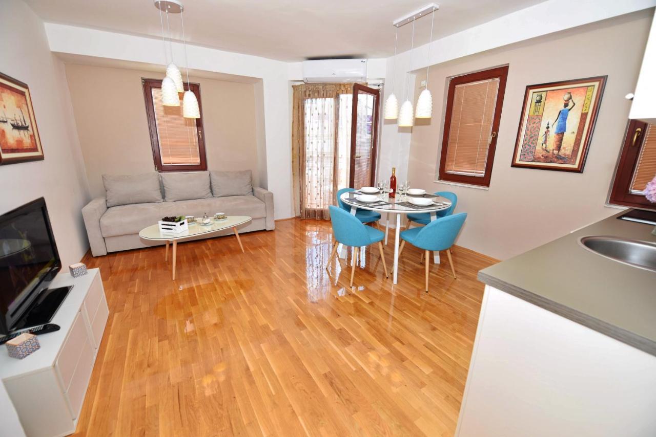 Si Apartments Ohrid With Free Parking Exterior photo