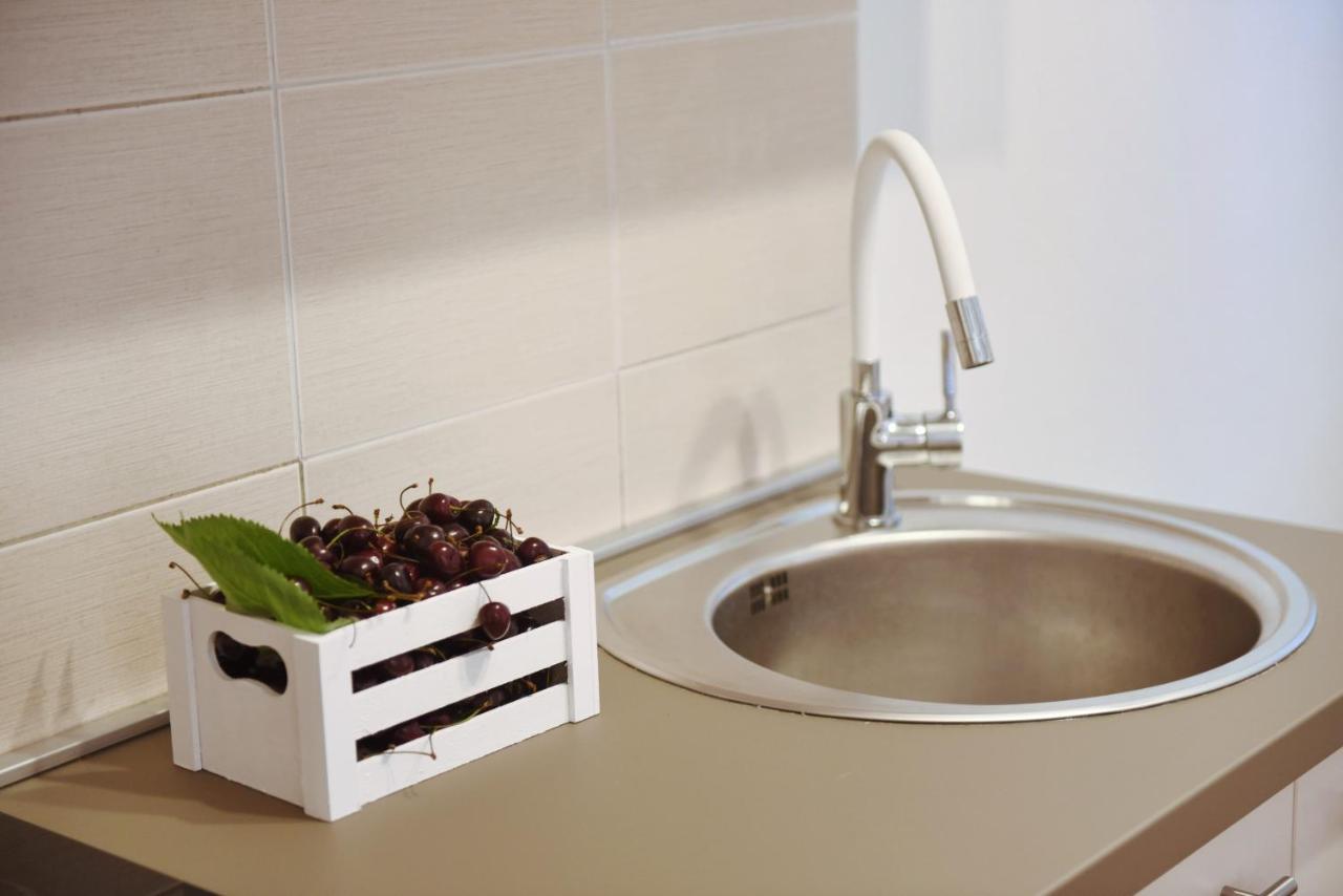 Si Apartments Ohrid With Free Parking Exterior photo