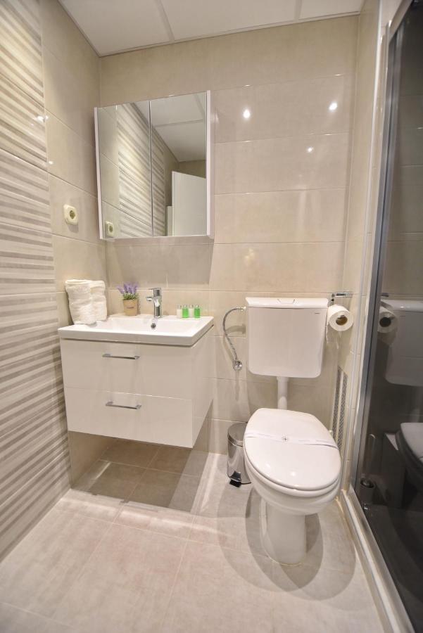 Si Apartments Ohrid With Free Parking Exterior photo