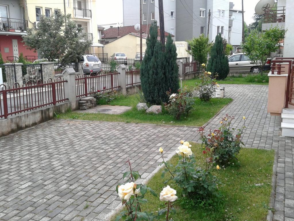 Si Apartments Ohrid With Free Parking Room photo